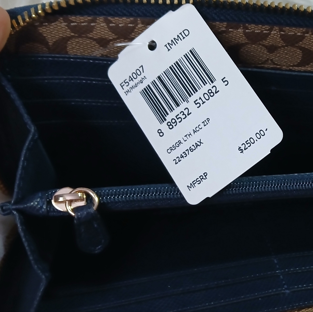 Coach Midnight Blue Leather Zip Wallet - Picture 6 of 9